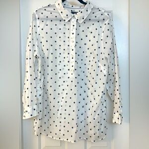 Women’s blouse in great condition